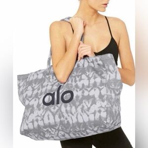 NWT ALO Yoga Gray Shopper Tote Bag